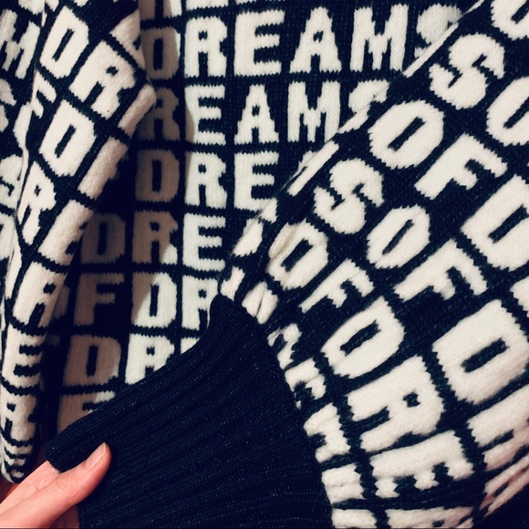 H&M Sweater - Picture 5 of 5